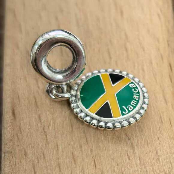 Pandora Shaped Jamaica Flag Exclusive Charm, S925 Silver Bracelets - Picture 3 of 4